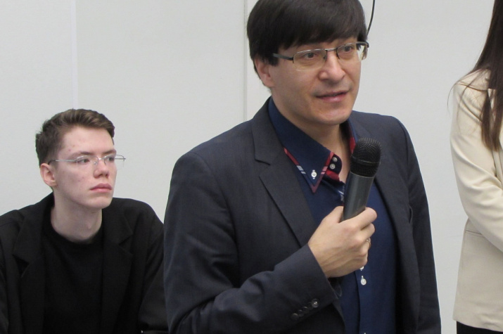 Приветственное слово Павла Лебедева - руководителя Фенологического центра при Ботаническом институте им. В. Л. Комарова РАН. Фото: пресс-служба УрГПУ