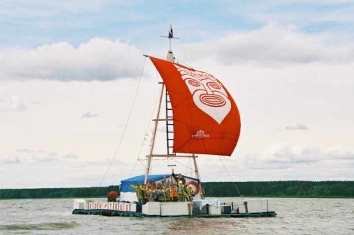 The Novosibirsk raft of Kon-Tiki
