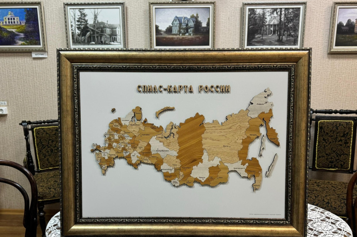 Спилс-карта России в Окуловском краеведческом музее. Фото: Окуловское местное отделение РГО