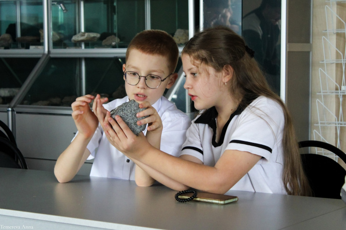Интересная экскурсия в геологическом музее. Фото: Анна Темерева