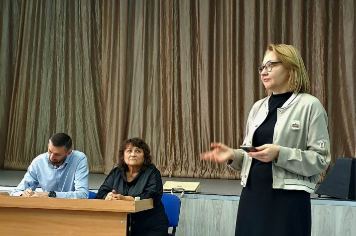 Екатерина Титовец рассказала о конкурсе. Фото: Армавирское отделение РГО