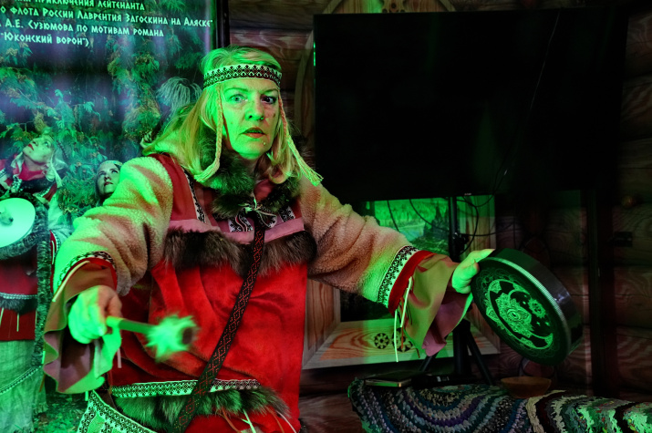 Шаманка племени Бобровый Дом - Евгения Пискунова, фото Бориса Тишулина