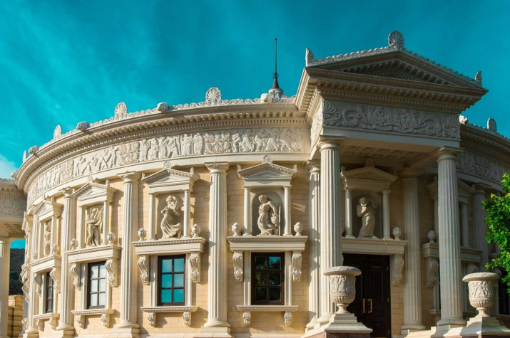 Старый парк в Кабардинке — популярное у туристов место. Фото: Министерство курортов, туризма и олимпийского наследия Краснодарского края