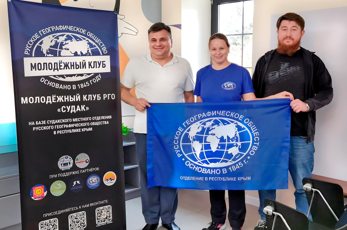 Встреча с летчиком-испытателем Валерием Епанчинцевым Фото: Судакское местное отделение РГО