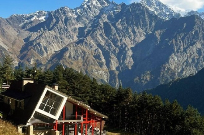 Гостевой Дом 1950 с. Абайтикау. Фото Валерия Икоева, 2025 г.