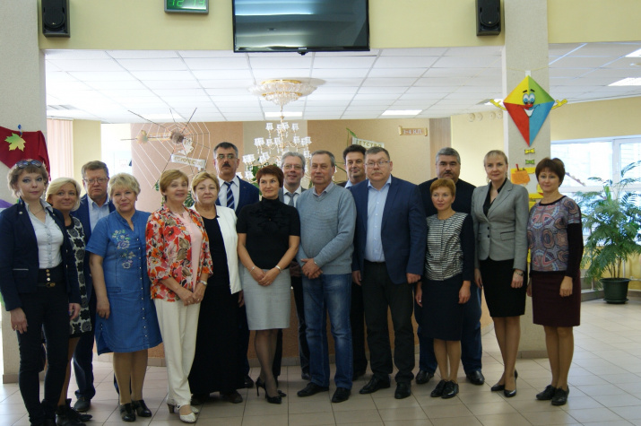 Члены общественного совета с участниками совещания. Фото: С.А. Соткина