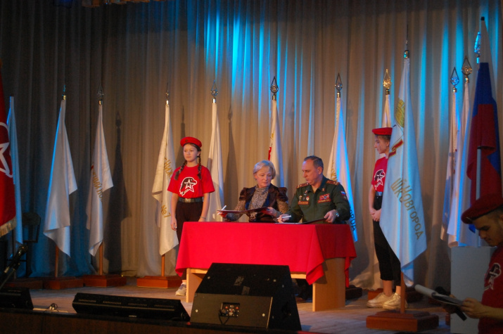 Сотрудничество с ЮНАРМИЕЙ. Фото: С.А. Соткина