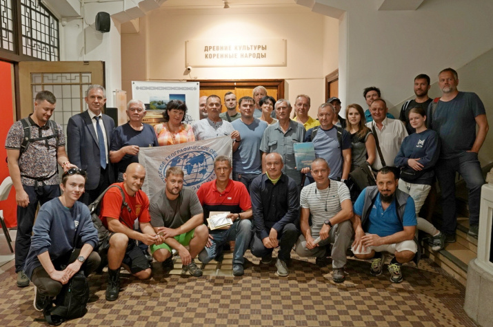 Участники встречи в Сахалинском областном краеведческом музее