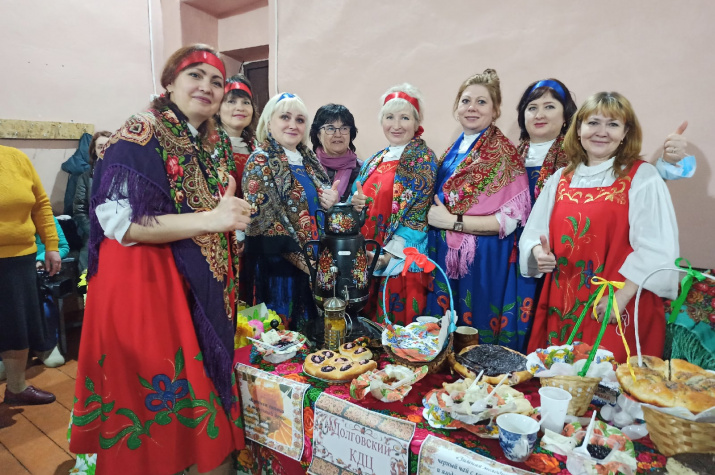 Участники чайного фестиваля. Фото предоставлено Курганским отделением РГО.