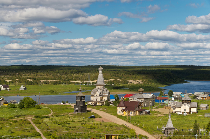 Село Варзуга - одно из старейших русских поселений на Кольском полуострове. Фото: Александр Циликин, участник конкурса РГО "Самая красивая страна"