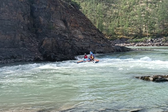 Опасные пороги реки Сунтар. Фото из архива экспедиции