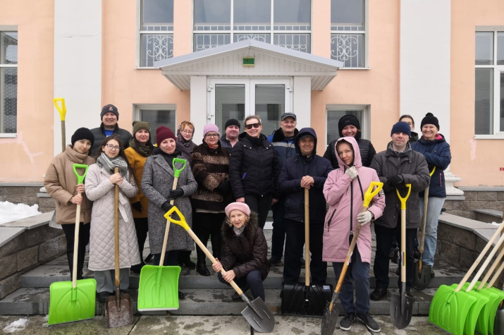 Субботник. Фото предоставлено МО РГО РБ в Советском районе г. Уфы