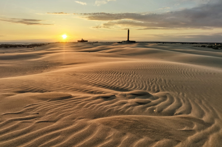 Маяк на Шоинских дюнах. Фото: Николай Гудков