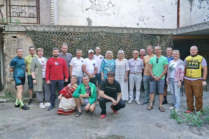 Участники велопробега на встрече, фото Бориса Тишулина