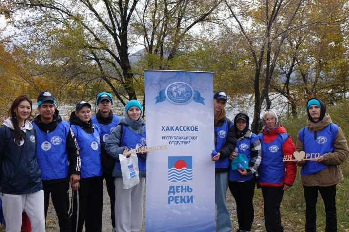 Участники экологического марафона. Фото Ульяны Потылицыной