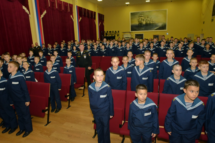 Нахимовцы на открытии Киномарафона РГО, фото: Ю.Югансон