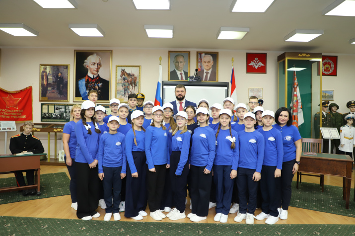 Члены молодежного клуба. Фото: Брюховецкое отделение РГО