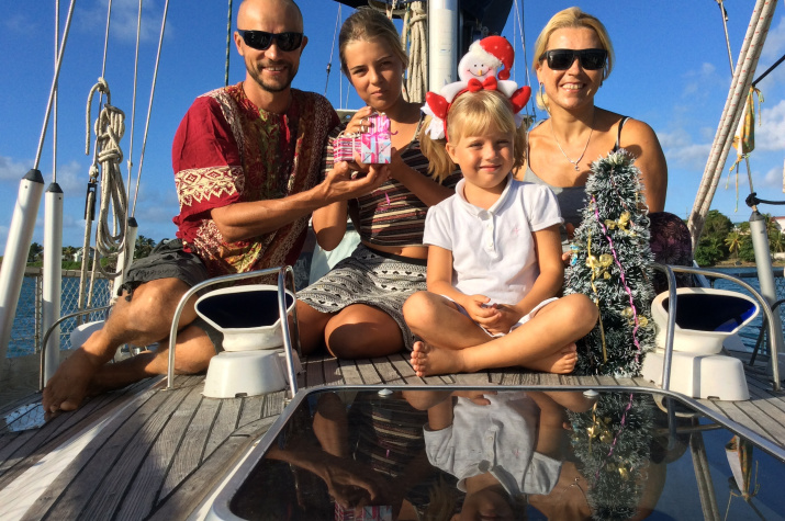 Семья Клочковых отмечает Новый год в Гренаде. Фото из личного архива Марины Клочковой