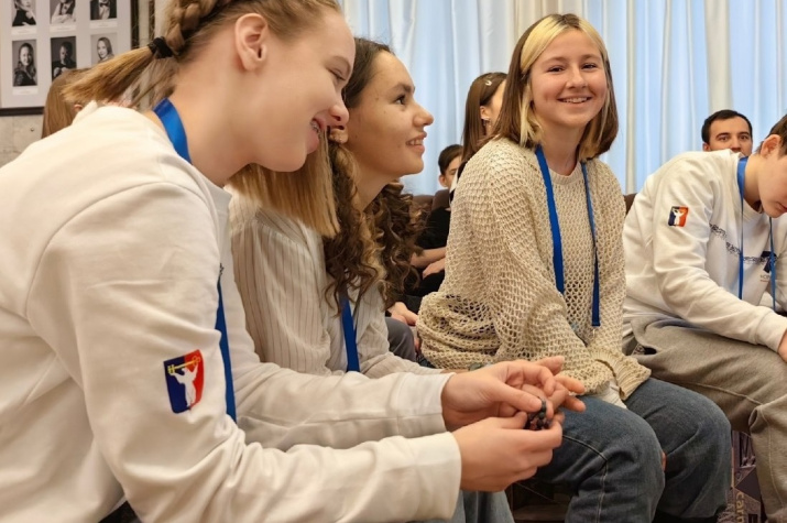 Открытие молодёжного клуба. Фото: Арсений Арлюков