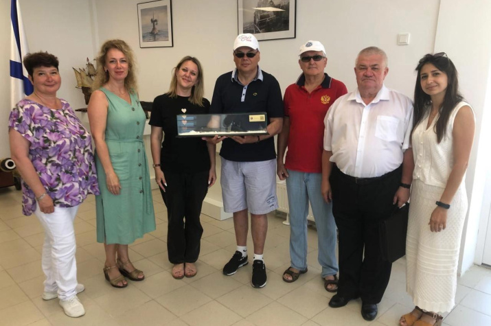 Участники встречи в МДЦ Артек. Фото: С.Сологуб