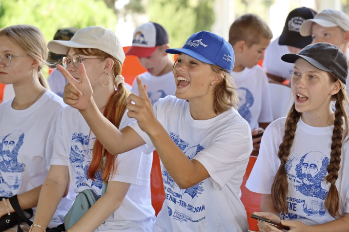 Участники смены. Фото: ВДЦ «Алые паруса»