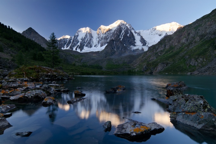 Altai Republic, the Upper Shavlinsky Lake