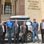 Участники экспедиции у здания Национальной Академии наук Азербайджана
