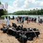 Результатом стали 350 кг мусора, собранного со дна озера и прилегающей территории.