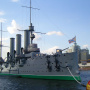 Корабль-музей "Крейсер "Аврора" в Санкт-Петербурге. Фото с сайта wikipedia.org