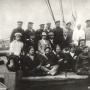 Участники экспедиции на борту "Зари". Источник: wikipedia.org