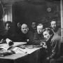 Экспедиция Георгия Седова, в кают-компании "Святого Фоки", 1913 год. Фото: wikipedia.org