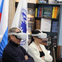 Просмотр VR-фильма. Фото: Ульяновское областное отделение РГО.